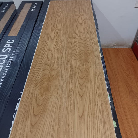 PISO VINILICO SPC